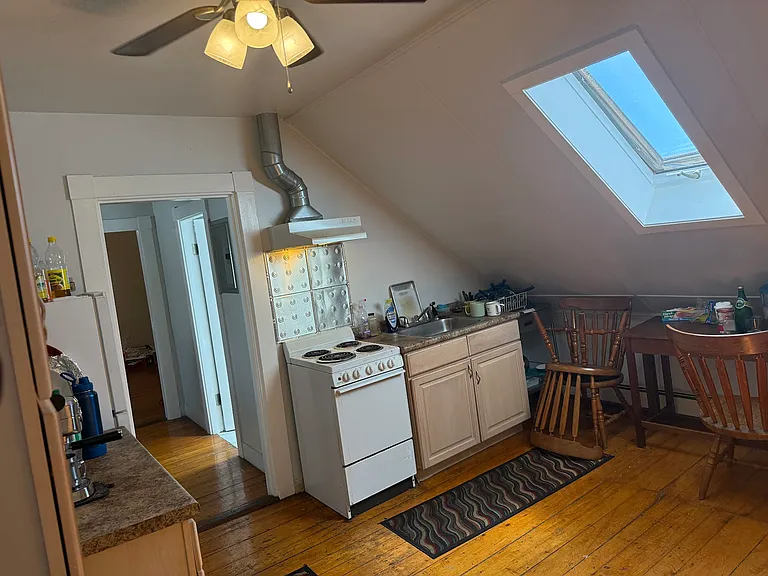 26 Winthrop St #2 — Photo 9