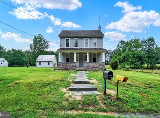 704 E Butter Rd, Dover, PA 17315