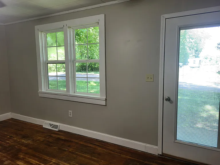 254 H West Cir — Photo 7