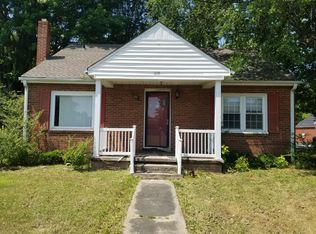 219 D St, Jackson, TN 38301