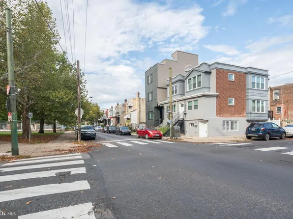 1449 S 32nd St Floor 1, Philadelphia, PA 19146