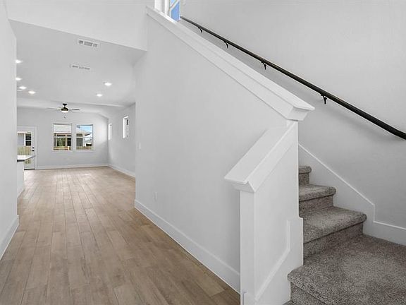 5th image of 8511 Cottage Rose Dr