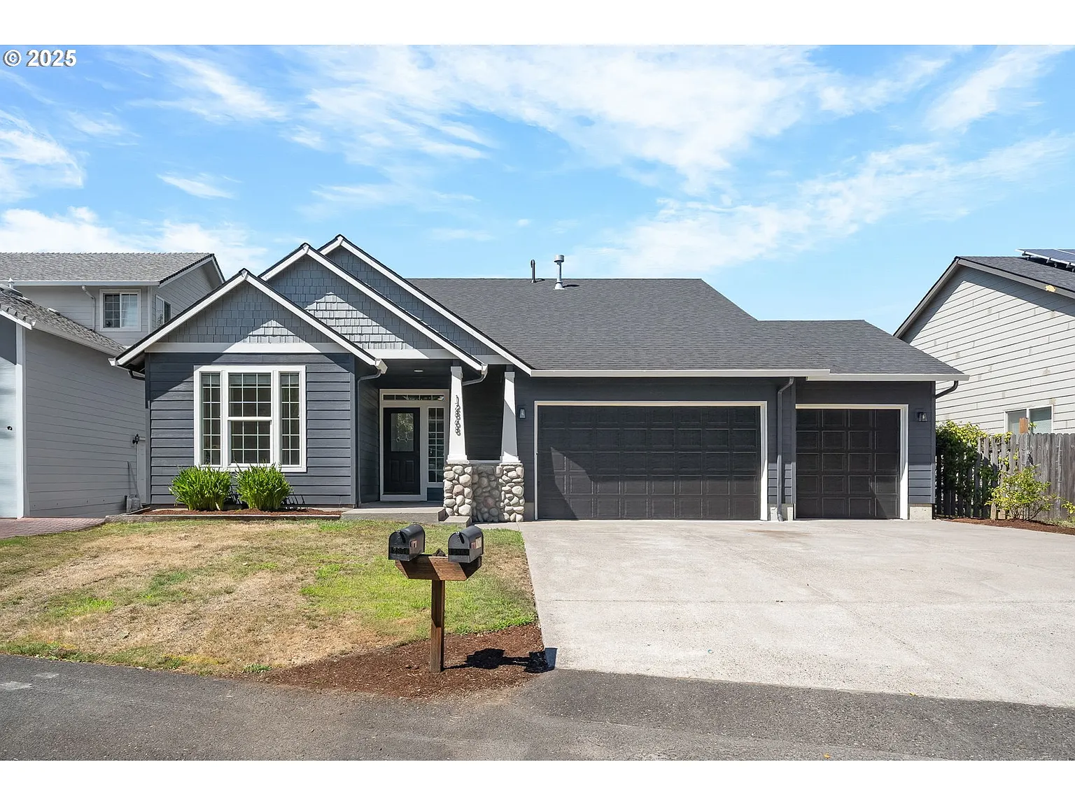 12868 SE Silverleaf Ct photo 1