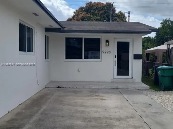9228 SW 37th St #33165, Miami, FL 33165