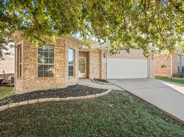 2720 Bull Shoals Dr, Fort Worth, TX 76131