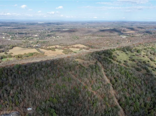 1 Bent Oak Trl, Greenwood, AR 72936