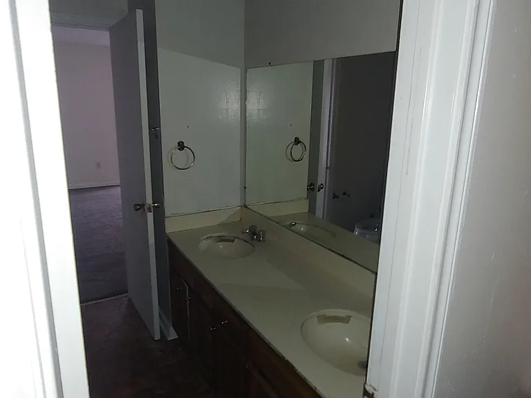 118 Oak Ridge Ave #D — Photo 16