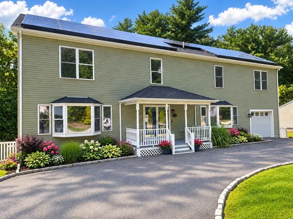 12 Corcoran Rd, Burlington, MA 01803