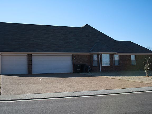 2nd image of 115 Redbud Dr