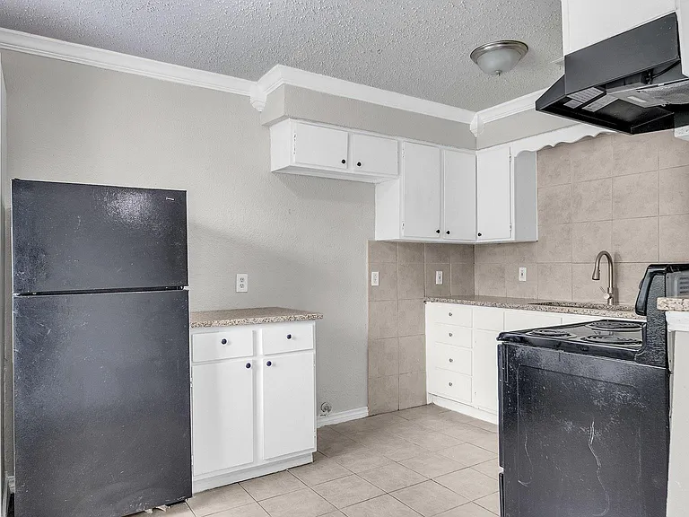 10902 Jutland Rd — Photo 8