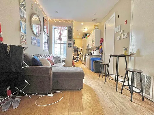 Rented by Doorway NYC, LLC | media 1