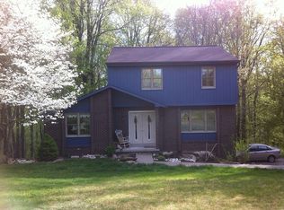 1013 Blueberry Dr, Apollo, PA 15613