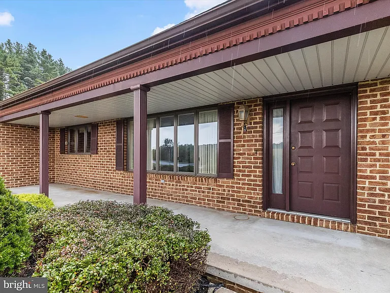 2177 Manchester Rd — Photo 5