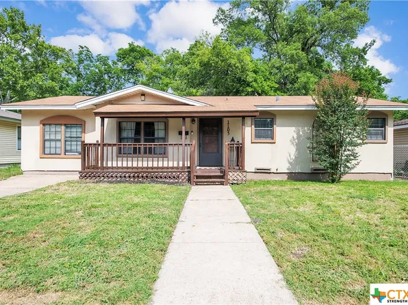 1105 N 17th St, Temple, TX 76501