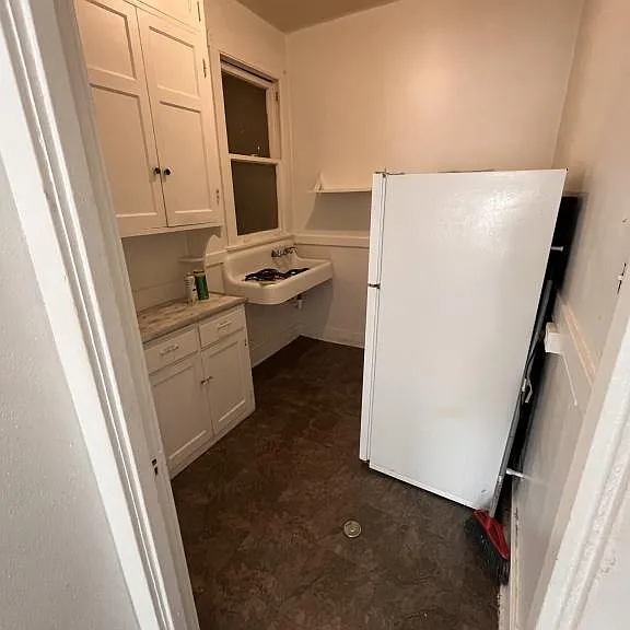 11 1/2 N Van Buren Ave #302 — Photo 2