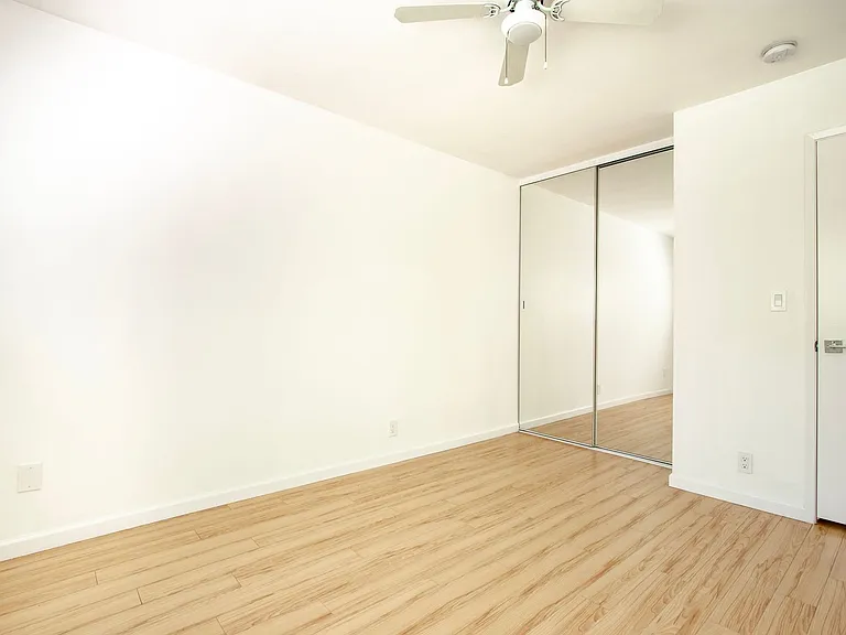 1552 Hi Point St — Photo 10