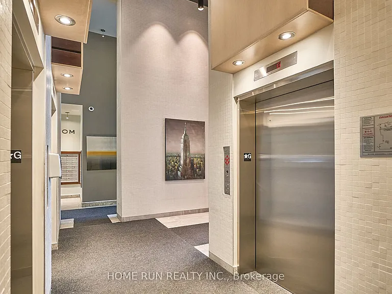 40 Nepean St #2703 — Photo 41
