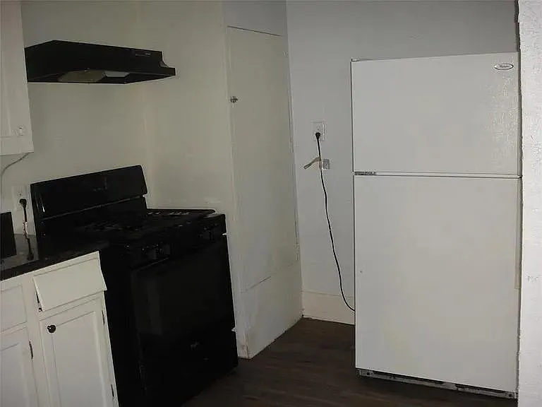 107 Altic St #1 — Photo 8