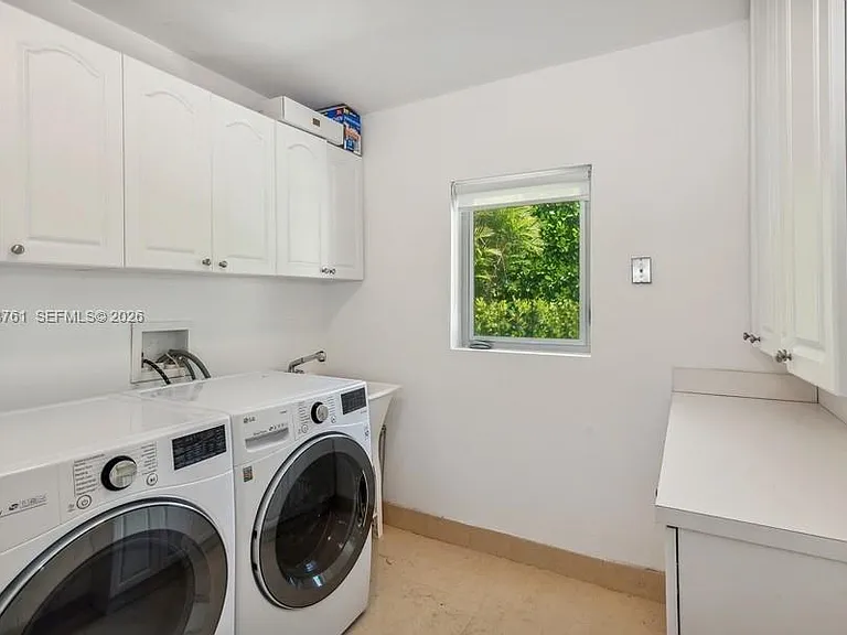 8215 SW 63rd Pl — Photo 20
