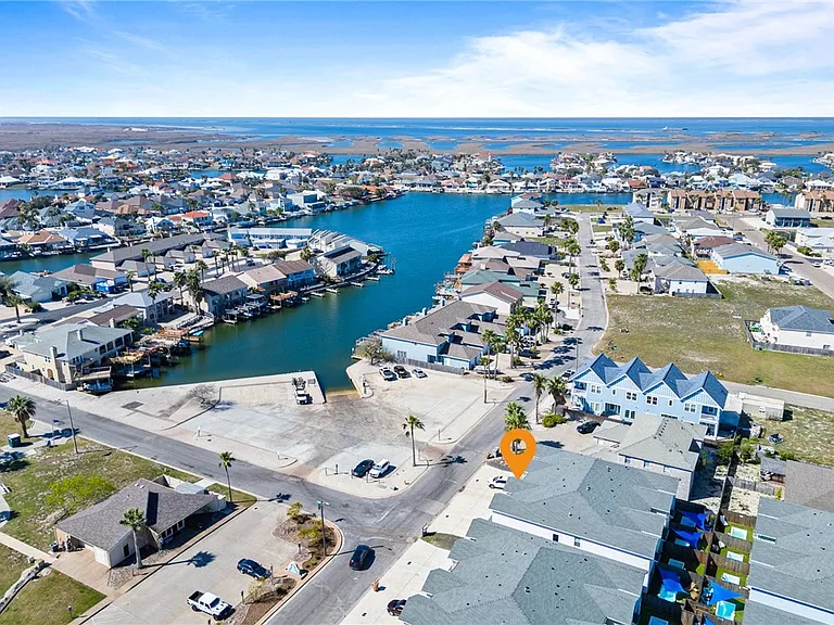 14010 Fortuna Bay Dr #C — Photo 24