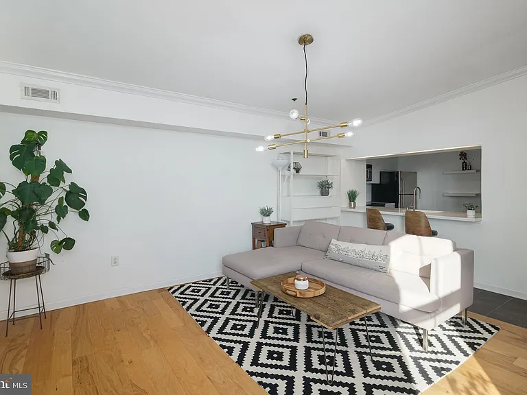 315 New St #701 — Photo 6