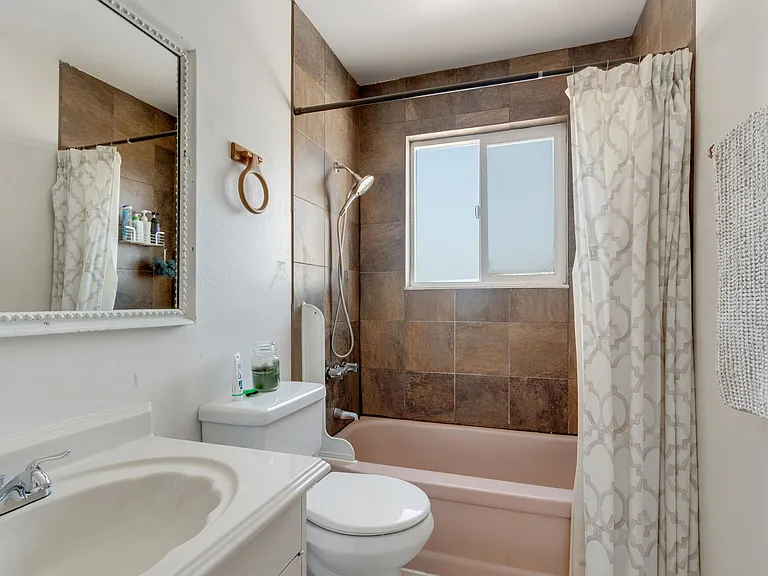 4309 Edwinstowe Ave — Photo 7