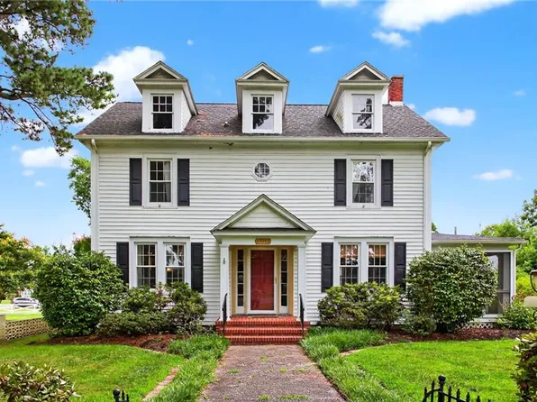 24197 Mary St, Parksley, VA 23421