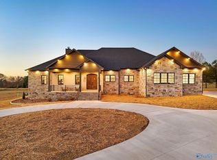 5168 Georgia Mountain Rd, Guntersville, AL 35976