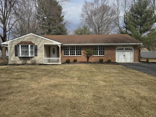63 Campbell Court, Freehold, NJ 07728
