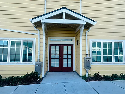 301 Grand Ave #106 Photo 1