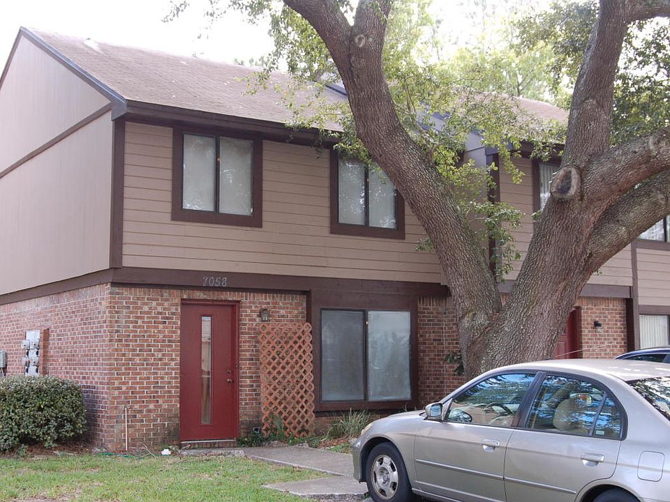 1st image of 7058 Prestwick Cir S