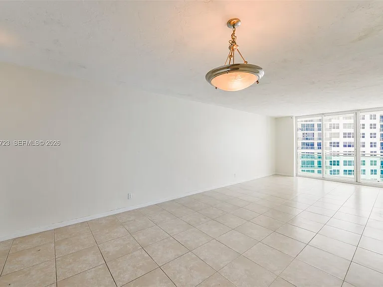 3001 S Ocean Dr #749 — Photo 4