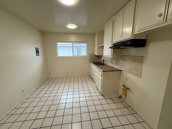 3rd image of 8037 Rose St APT D