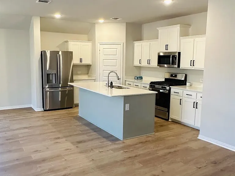 524 Hickory Ridge Dr — Photo 21