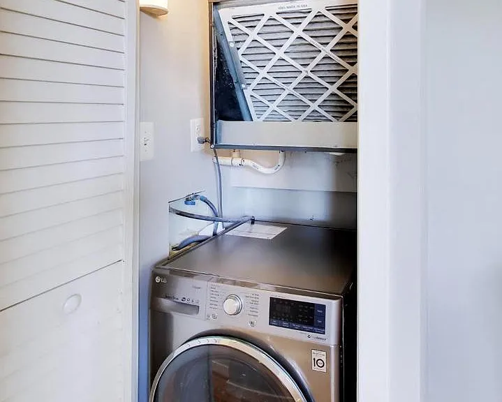 116 N Carolina Ave SE #204 — Photo 14