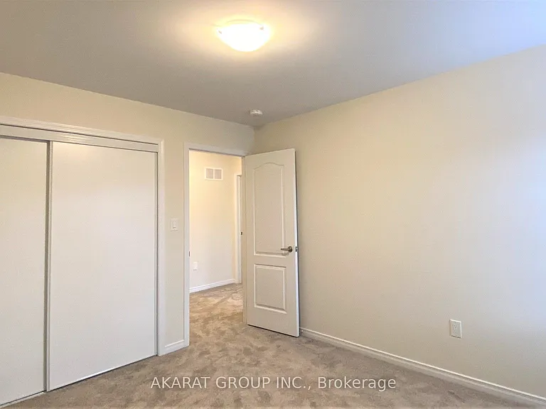 6 Doreen Dr — Photo 38