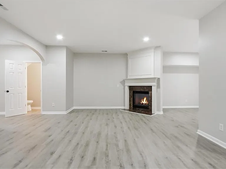 5630 Lawley Dr — Photo 13