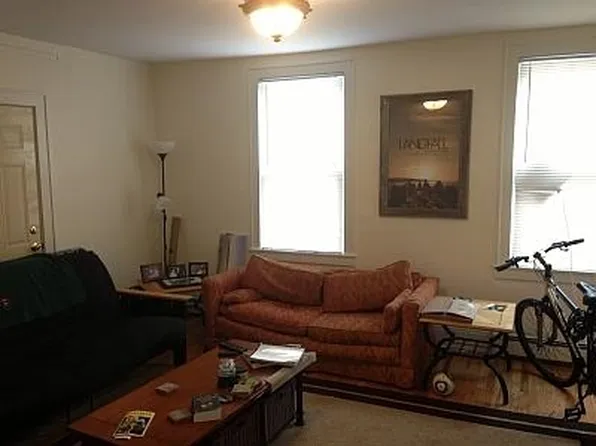 124 Jackson Street image 1 of 10