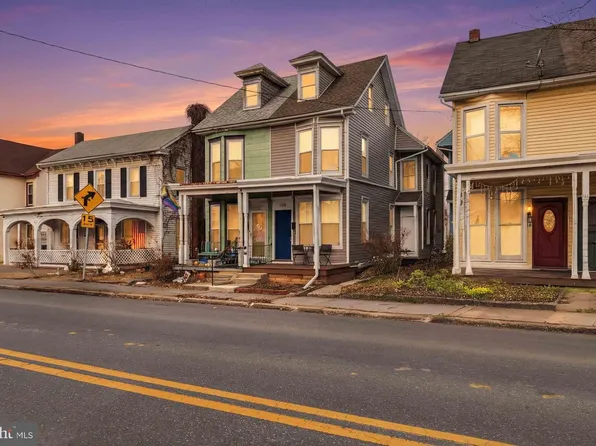 130 Church Ave, Ephrata, PA 17522