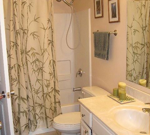 5th image of 4577 N Thornhill Dr