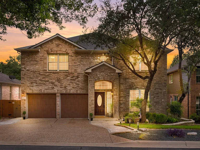 4033 Canyon Glen Cir — Photo 1