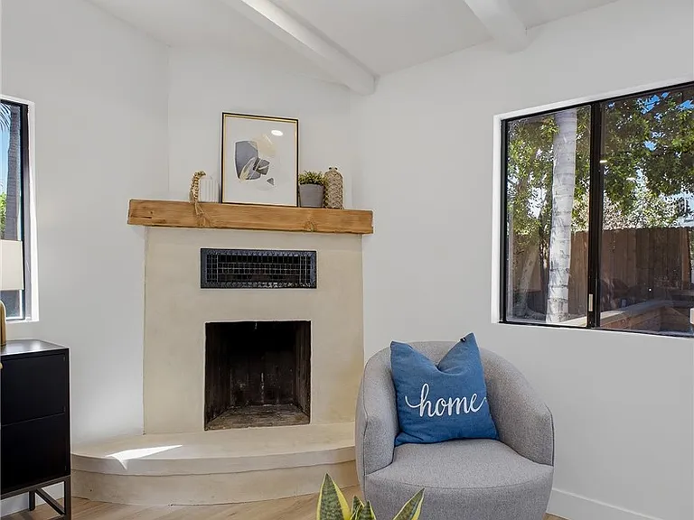6845 Aura Ave — Photo 10