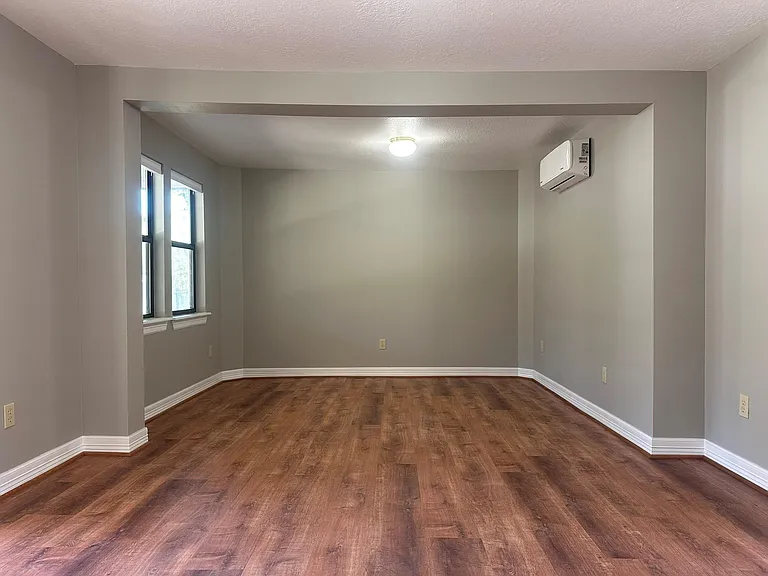 13868 Cedar Hill Dr — Photo 12