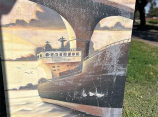 7932 Brays St, Houston, TX 77012