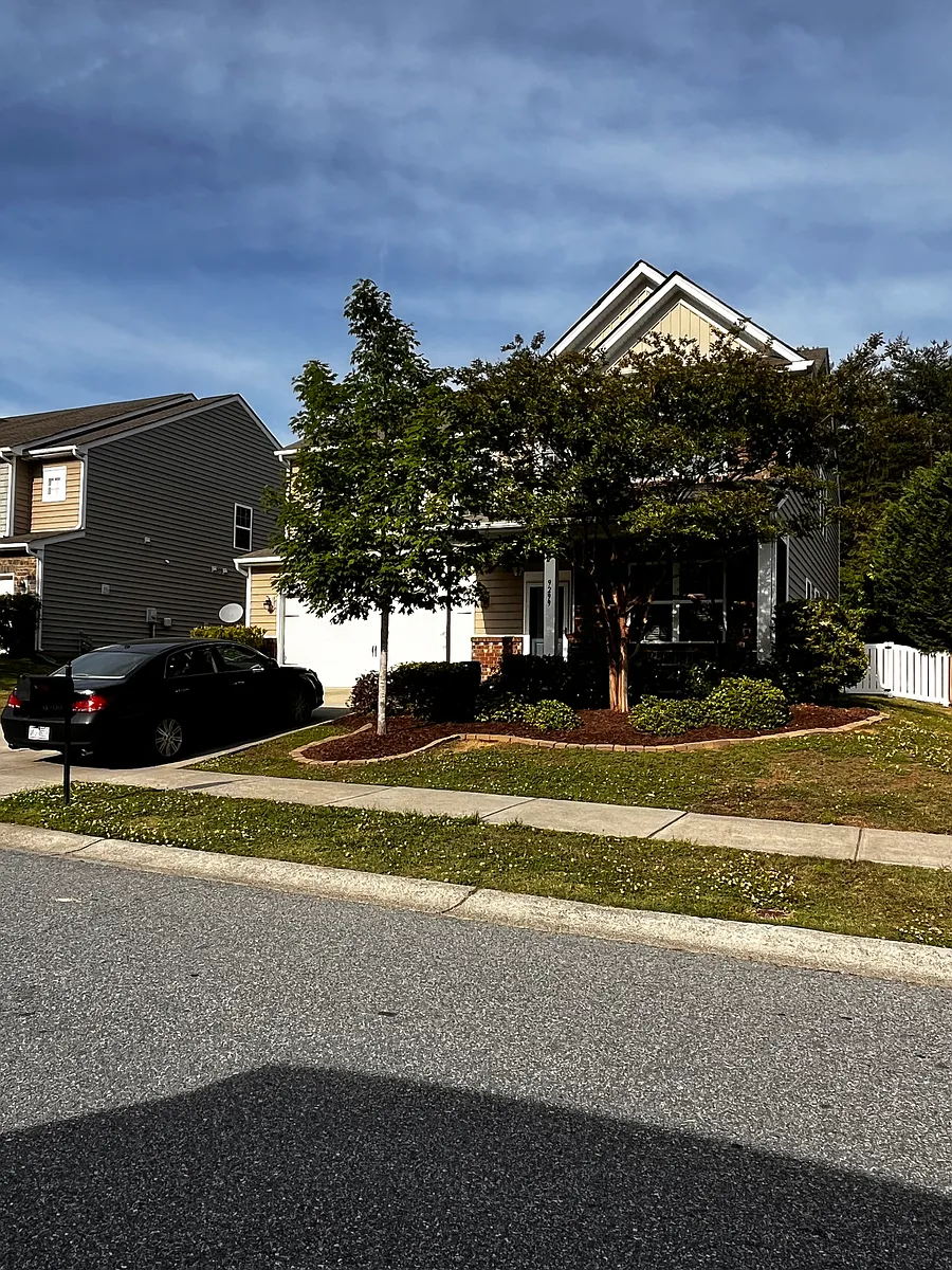 Building Photo - 9299 Perseverance Dr