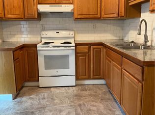 218 W South St APT A, Warrensburg, MO 64093