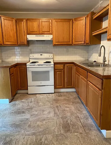 218 W South St #A Photo 1