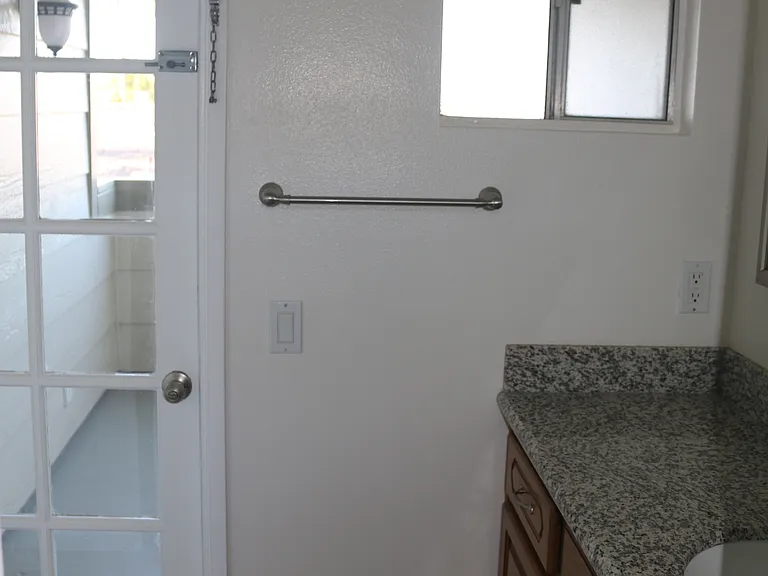 129 S Melrose St #3BDR-2BA — Photo 14