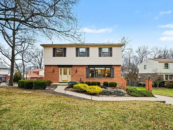 106 Varsity Ct, Crestview Hills, KY 41017