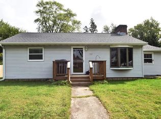 520 N Lincoln St, Poynette, WI 53955